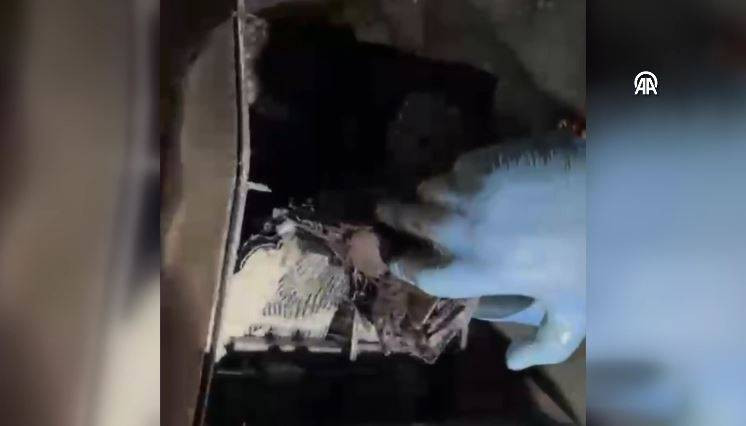 Akünün içine saklamışlar! Tam 11 kilo - Resim: 12